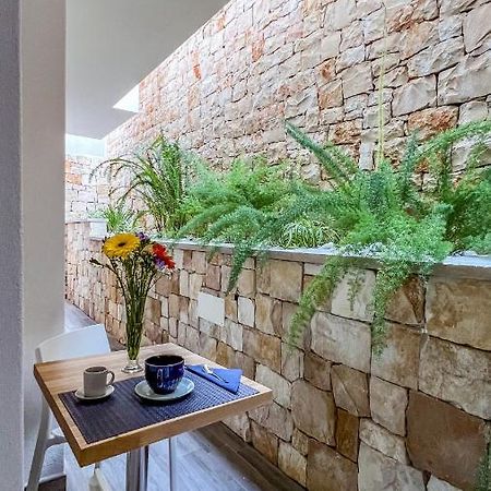Bed and Breakfast Blue Dream Полиньяно-а-Маре Экстерьер фото