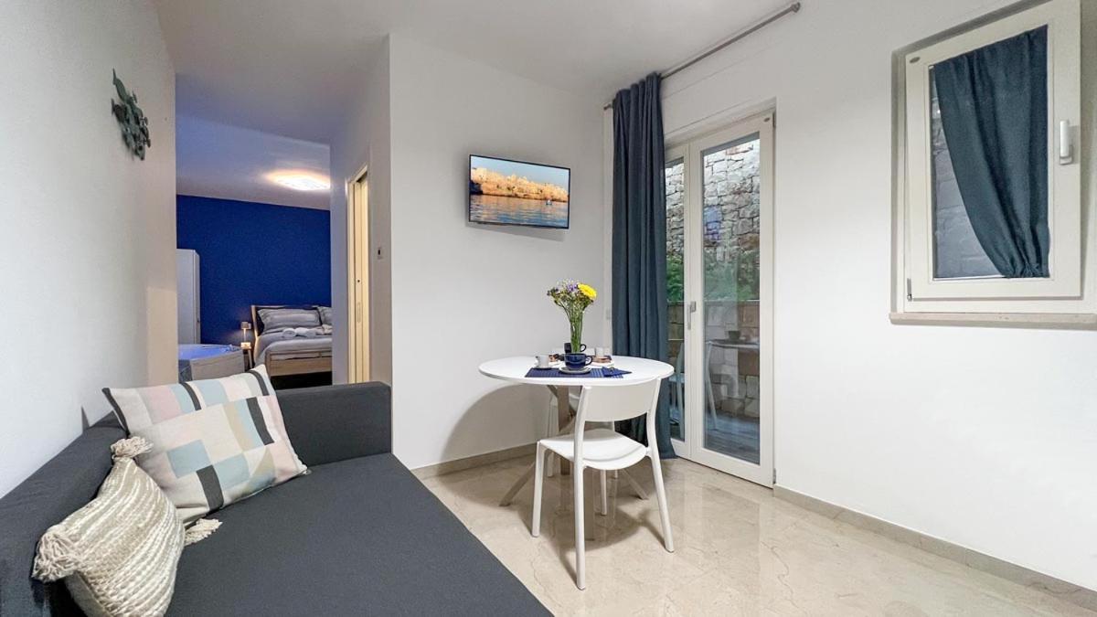Bed and Breakfast Blue Dream Полиньяно-а-Маре Экстерьер фото