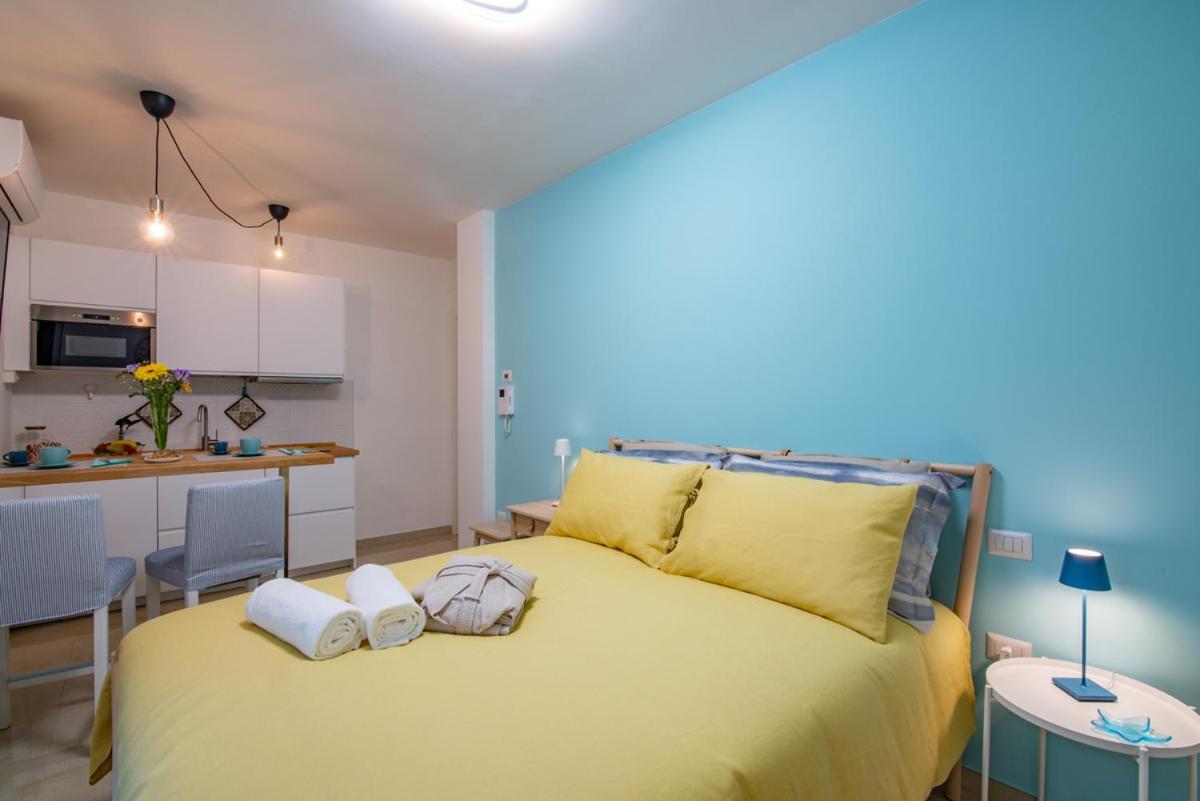 Bed and Breakfast Blue Dream Полиньяно-а-Маре Экстерьер фото