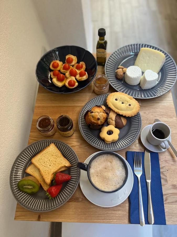 Bed and Breakfast Blue Dream Полиньяно-а-Маре Экстерьер фото